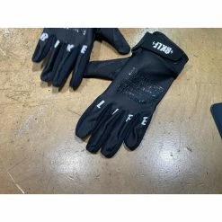 Gants BIKELIFE 'Trick List' Kids Noirs -Casques vélo Soldes Magasin gants bikelife tricklist kids noirs 9
