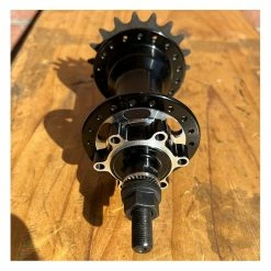 Moyeu COLLECTIVE C2 Arrière Noir -Casques vélo Soldes Magasin moyeu collective c2 arriere noir 2