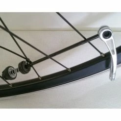 Roue Avant Noire Vélo 28 Pouces Airline Rodi 10 Roue Avant Noire Vélo 28 Pouces Airline Rodi -Casques vélo Soldes Magasin roue avant noire velo 28 pouces airline rodi full 3