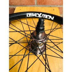 Roue Custom KHE X Demolition 20' Freecoaster Noire -Casques vélo Soldes Magasin roue custom khe x demolition 20 freecoaster noire 4